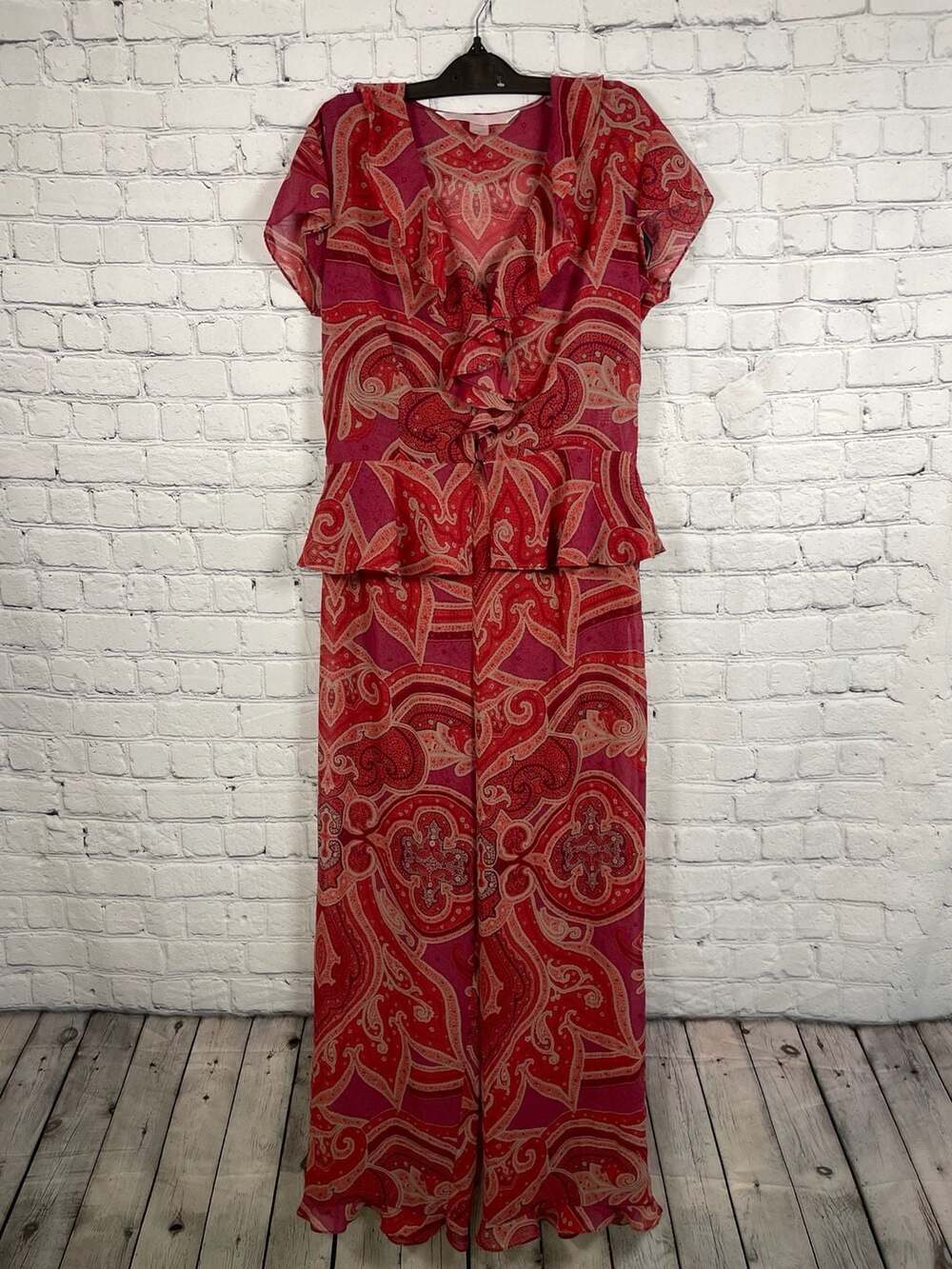 VTG Victoria's Secret Red Paisley Ruffle Peplum Beach Cover Up/Pajama Set Size M